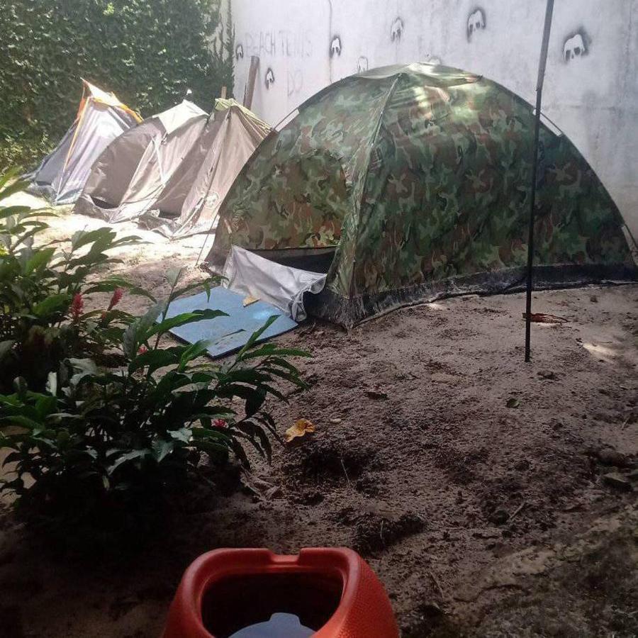 Hostel Elephant Del Mar Гуаружа Экстерьер фото
